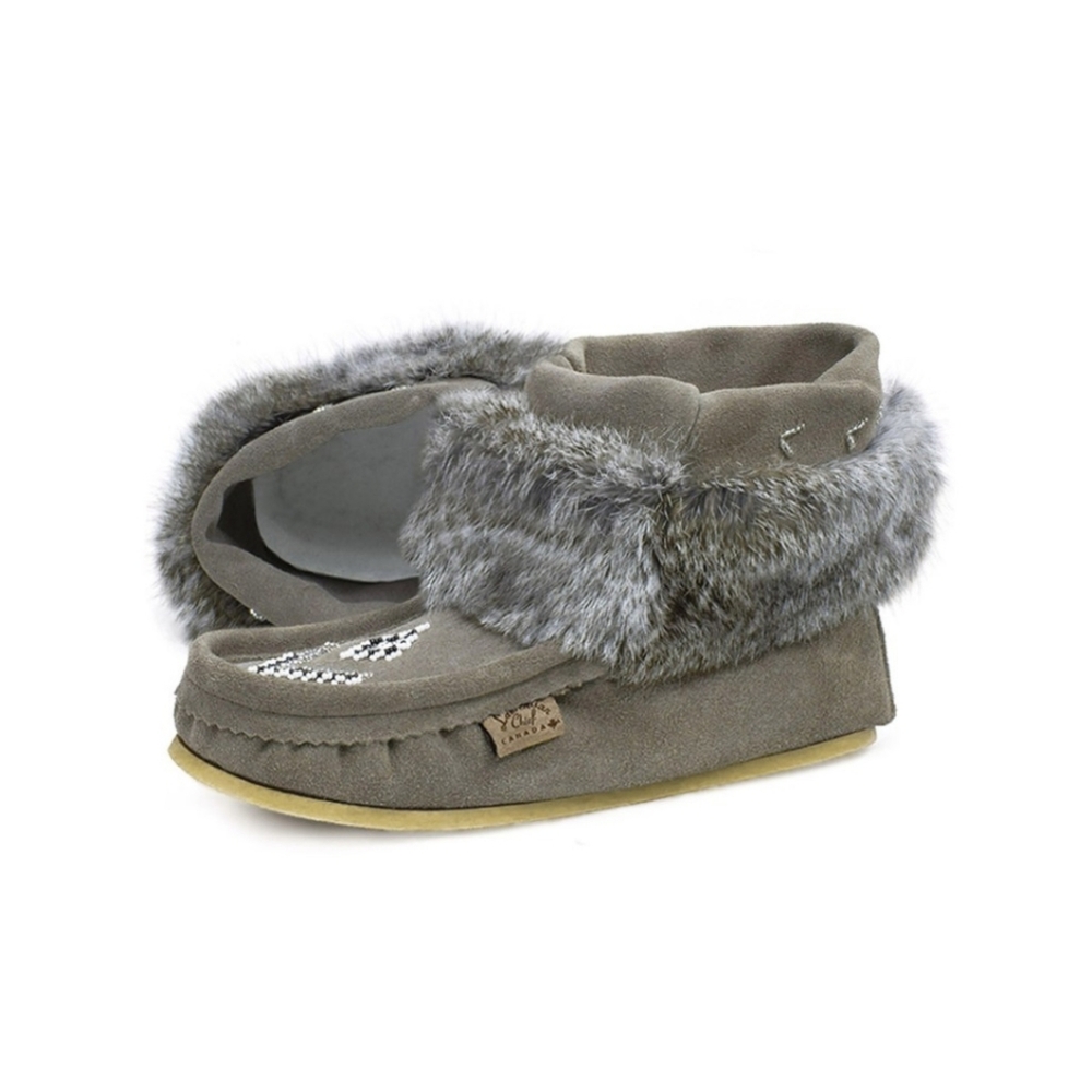 Waterproof Fur-Trimmed "NUKA" Mukluks - Size 6 Fits a 7 - Will Stretch Out! Grey